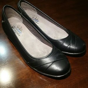 Life Stride Velocity Shoes